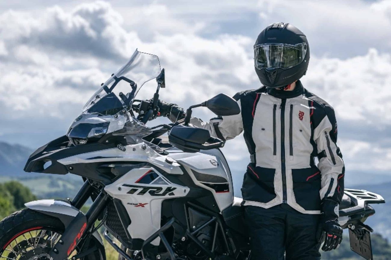 Gama de equipamiento OJ 2025: Ideal tanto para largas rutas como desplazamientos urbanos