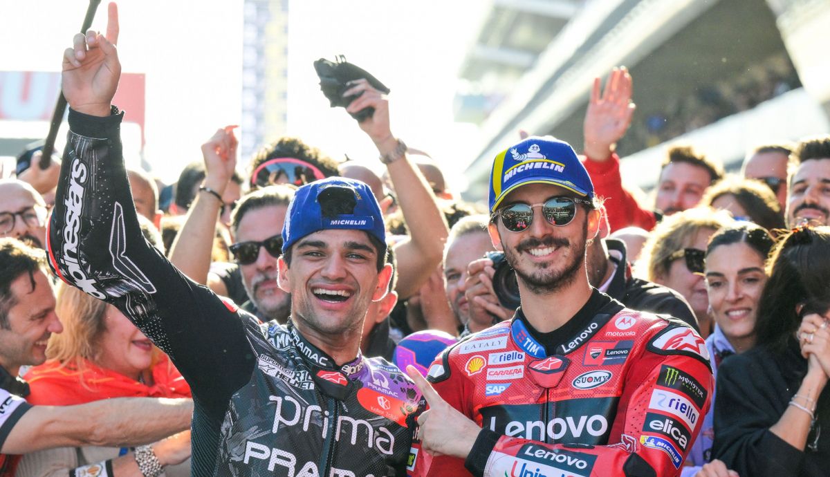 Bagnaia bate a Marc Márquez y Jorge Martín conquista MotoGP