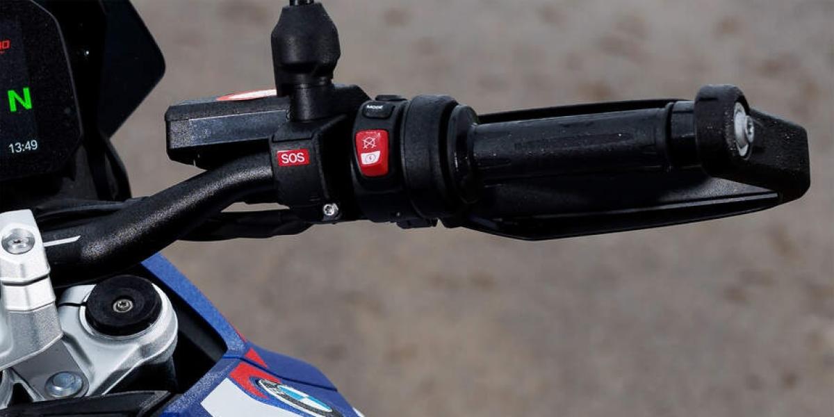 La BMW R 1300 GS odia tanto el agua como un gremlin y eso no lo pueden permitir desde BMW