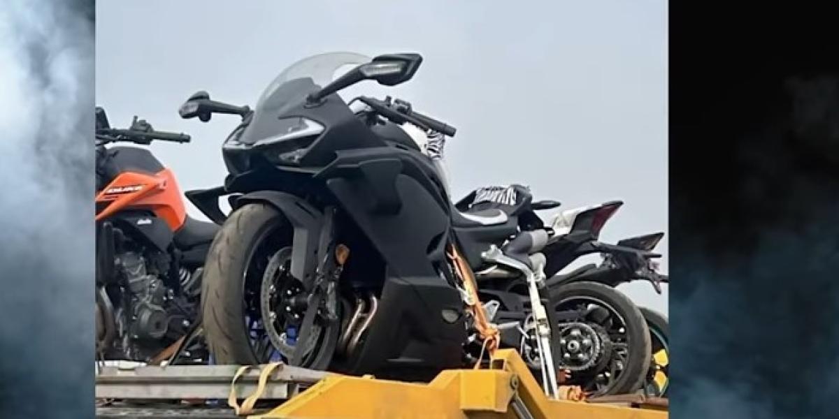 Nueva CFMoto 750 SR, una deportiva con motor tetracilíndrico de 111,7 CV