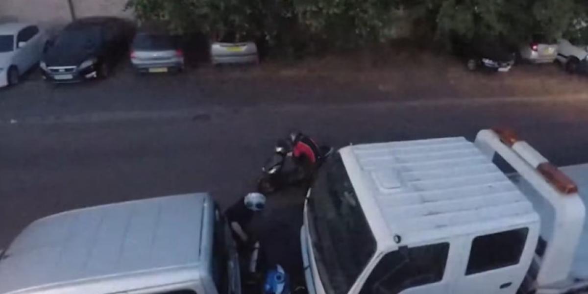 Estos ladrones de motos tienen una desagradable sorpresa