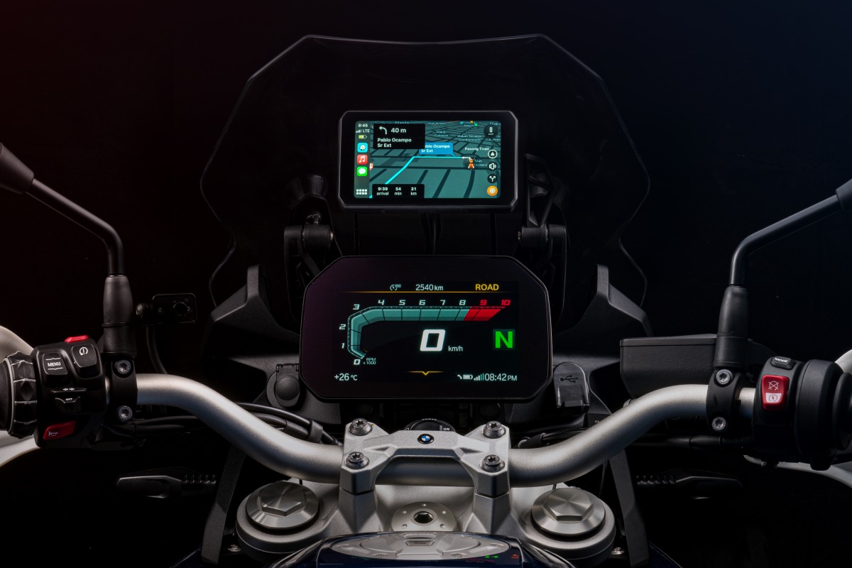 Chigee: mejor que un móvil para llevar CarPlay o Android Auto en moto