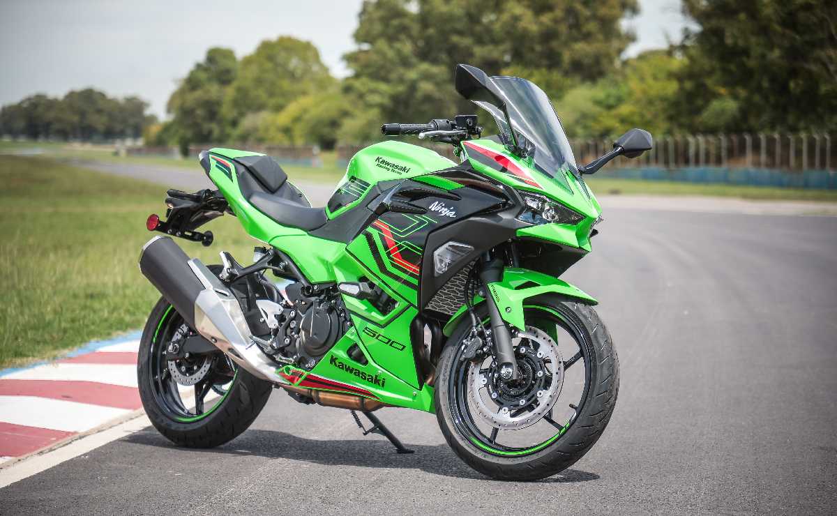 Review Kawasaki Ninja 500 SE: consumo, velocidad final y más