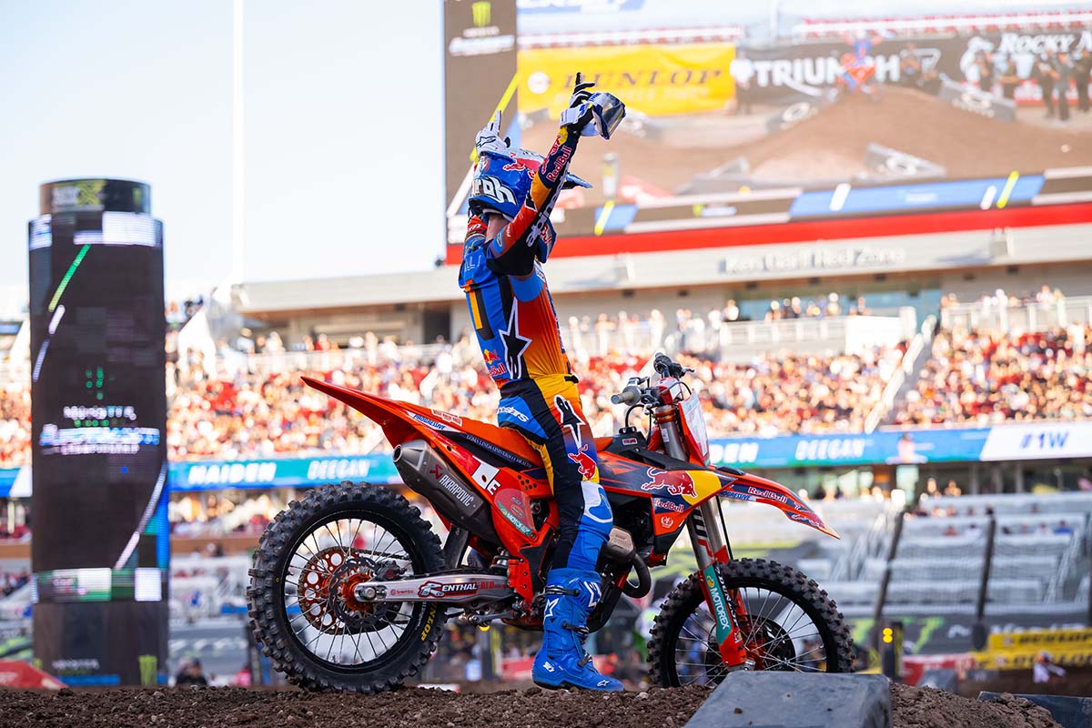 Tom Vialle defiende con Ã©xito su tÃ­tulo de 250SX East