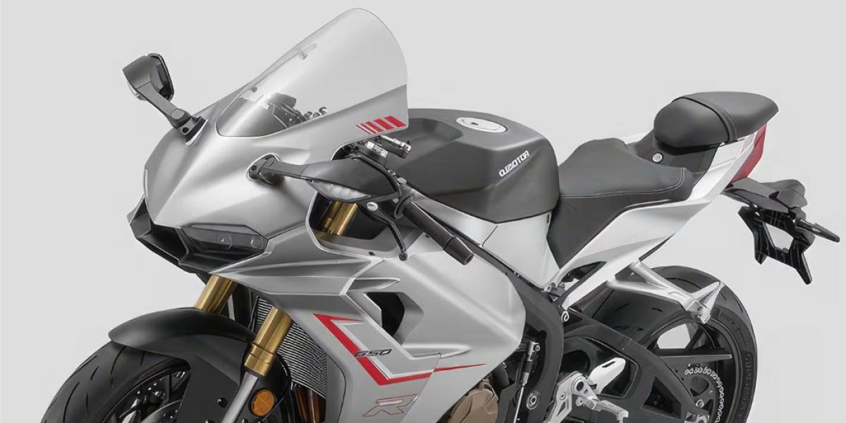 QJMotor ultima una deportiva de peso medio y 117 CV