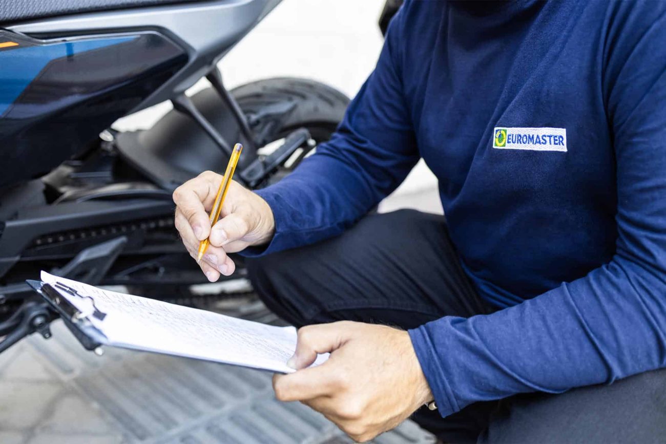 Estas son las 5 averías de moto que te pueden hacer un roto de hasta 6.000 euros
