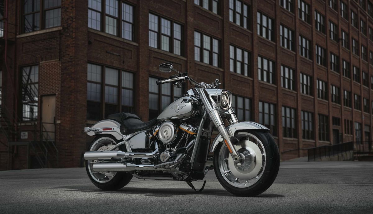 Harley-Davidson presenta la nueva Fat Boy® Gray Ghost: edición limitada con carácter legendario