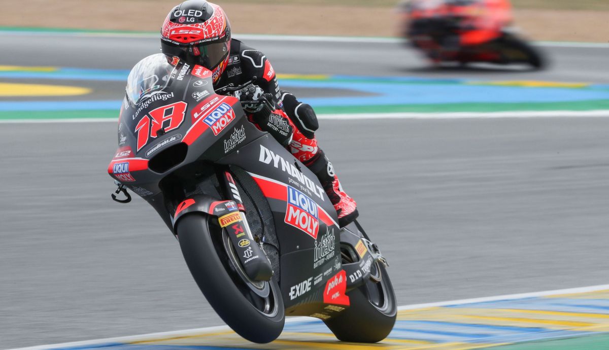 Manu González machaca el crono y se lleva la pole en Le Mans ante Diogo Moreira