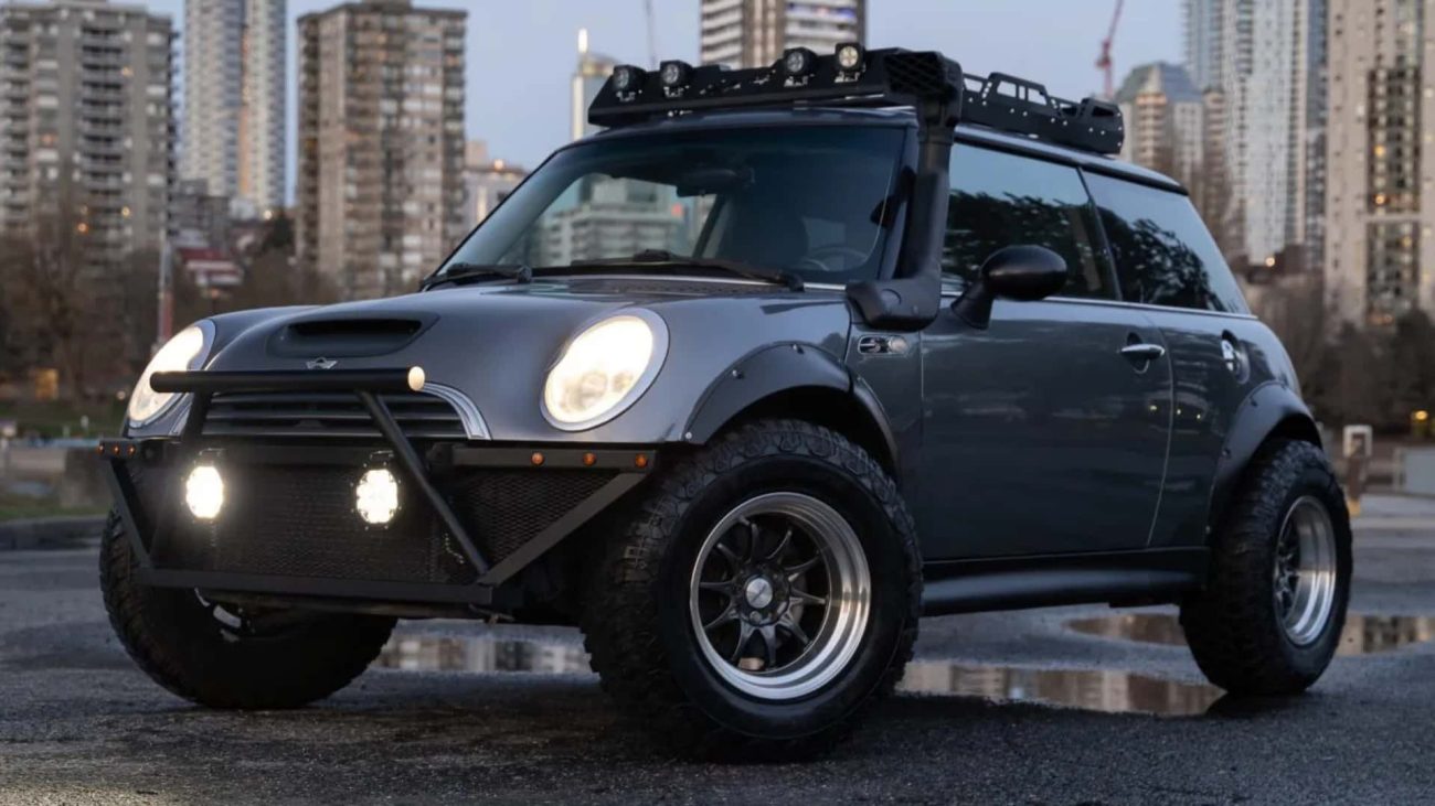 Alucina con este MINI convertido en todoterreno... ahora a la venta