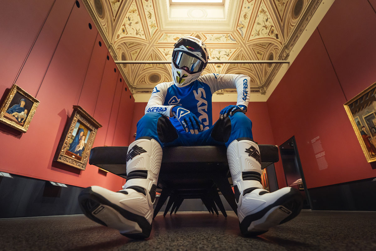 Acerbis lanza la colección oficial 6DAYS® 2025