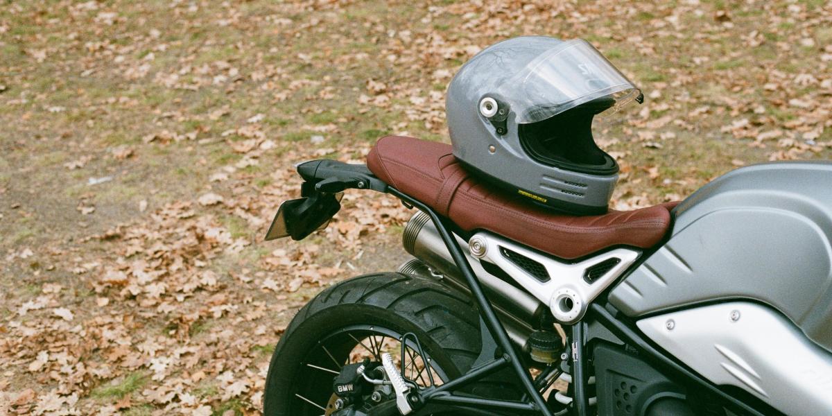 si tu casco tiene esta característica, podrías enfrentarte a una multa importante