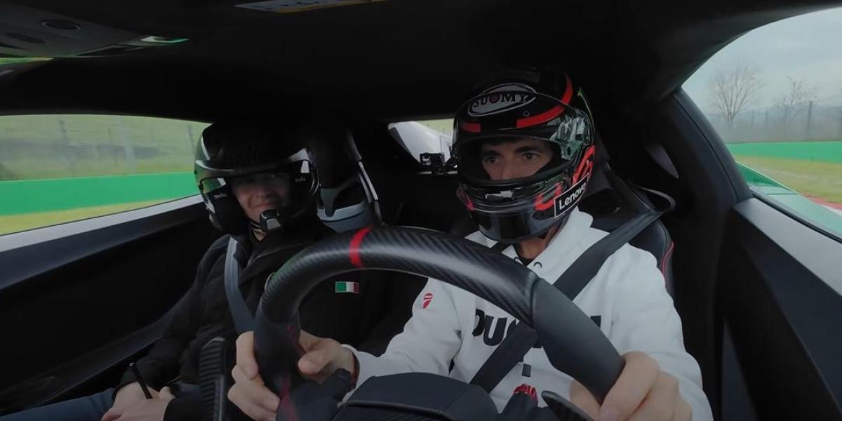 Un campeón de MotoGP se queda sin palabras tras probar el último modelo de Lamborghini