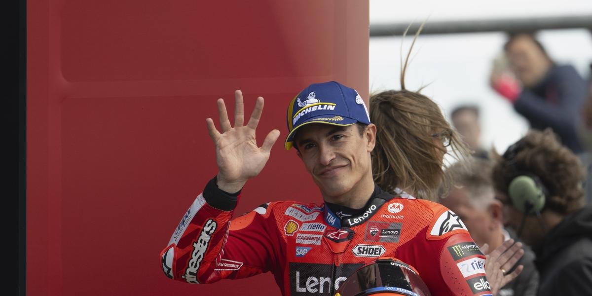 Marc Márquez analiza los errores del pasado para asumir el papel de favorito en Aragón