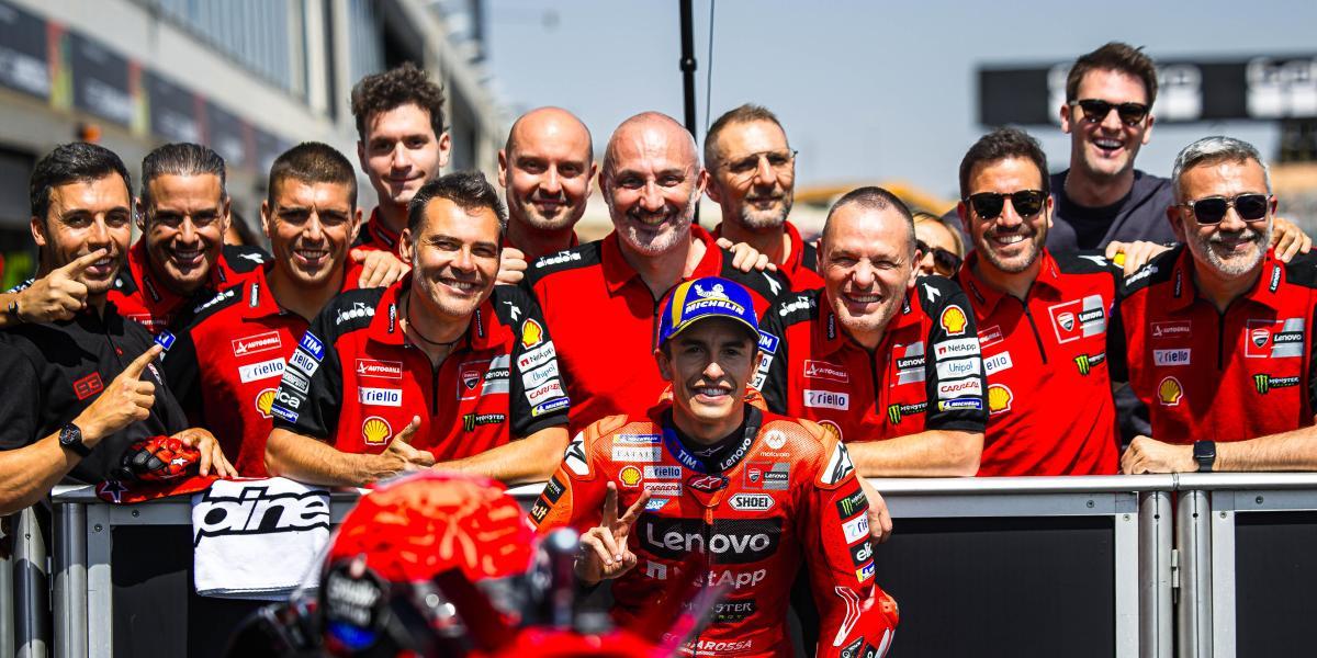 El jefe técnico de Marc Márquez desvela lo que le falta para ser el piloto perfecto: "Sería imbatible"