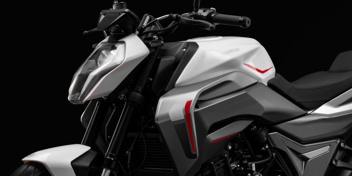 Llega una nueva moto streetfighter deportiva para el carnet de coche, afilada y a muy buen precio, la Morbidelli F125