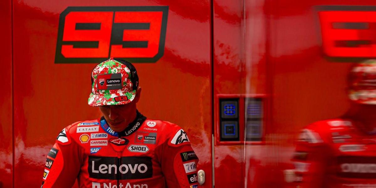 los Márquez y Bagnaia, más apretados que nunca