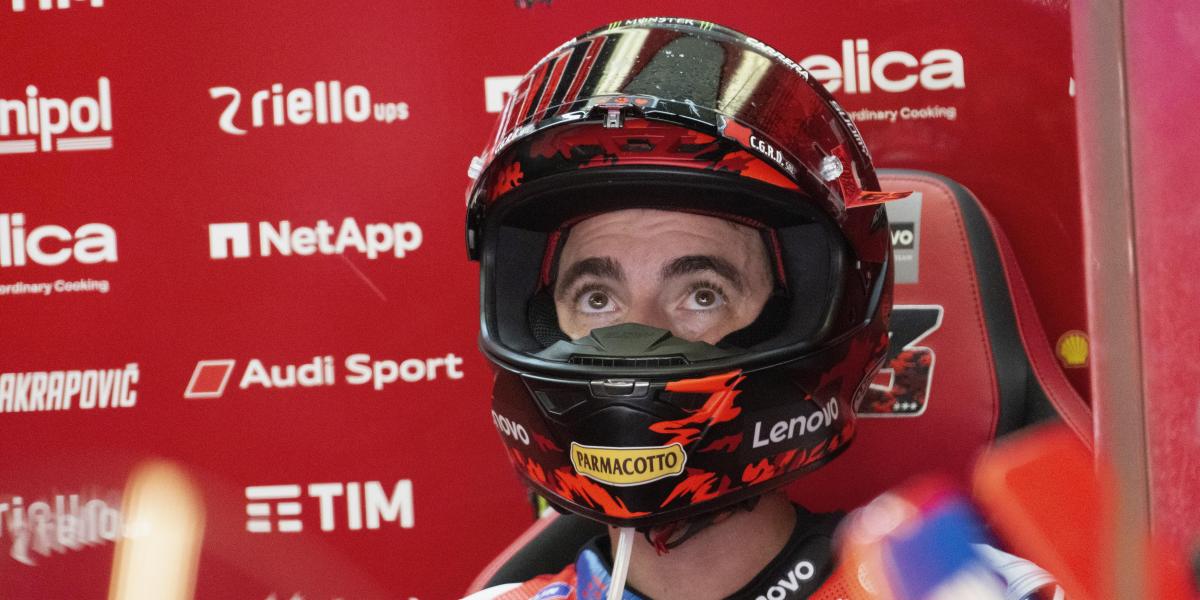 Bagnaia no se corta tras la primera derrota ante los Márquez en Mugello: "Lo de siempre, me da rabia"