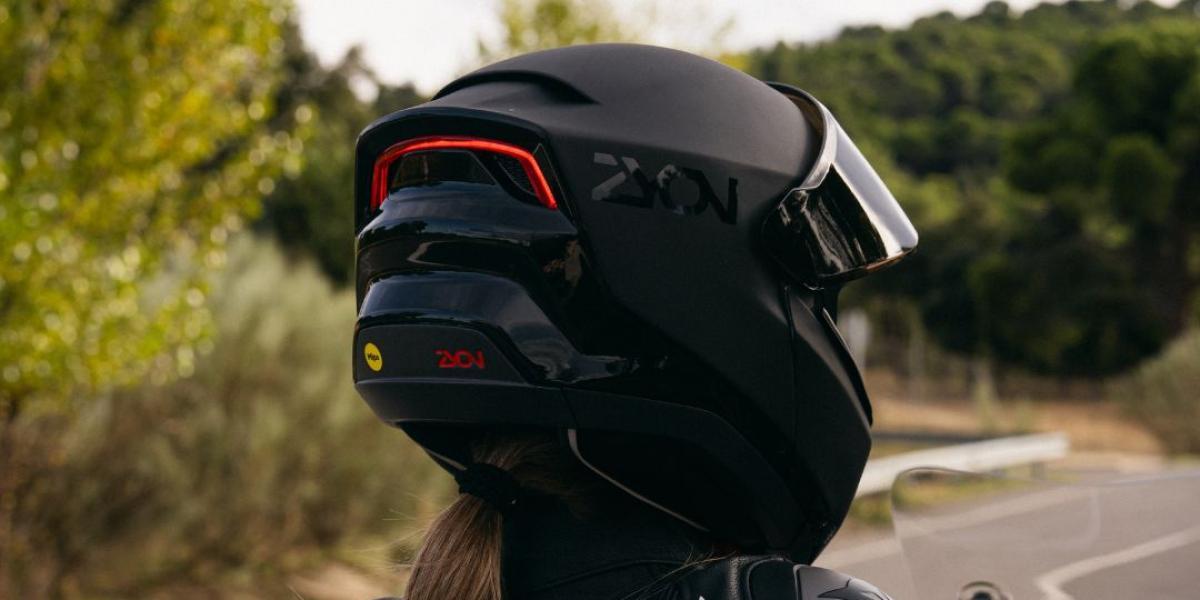 este casco lleva los que de verdad importan