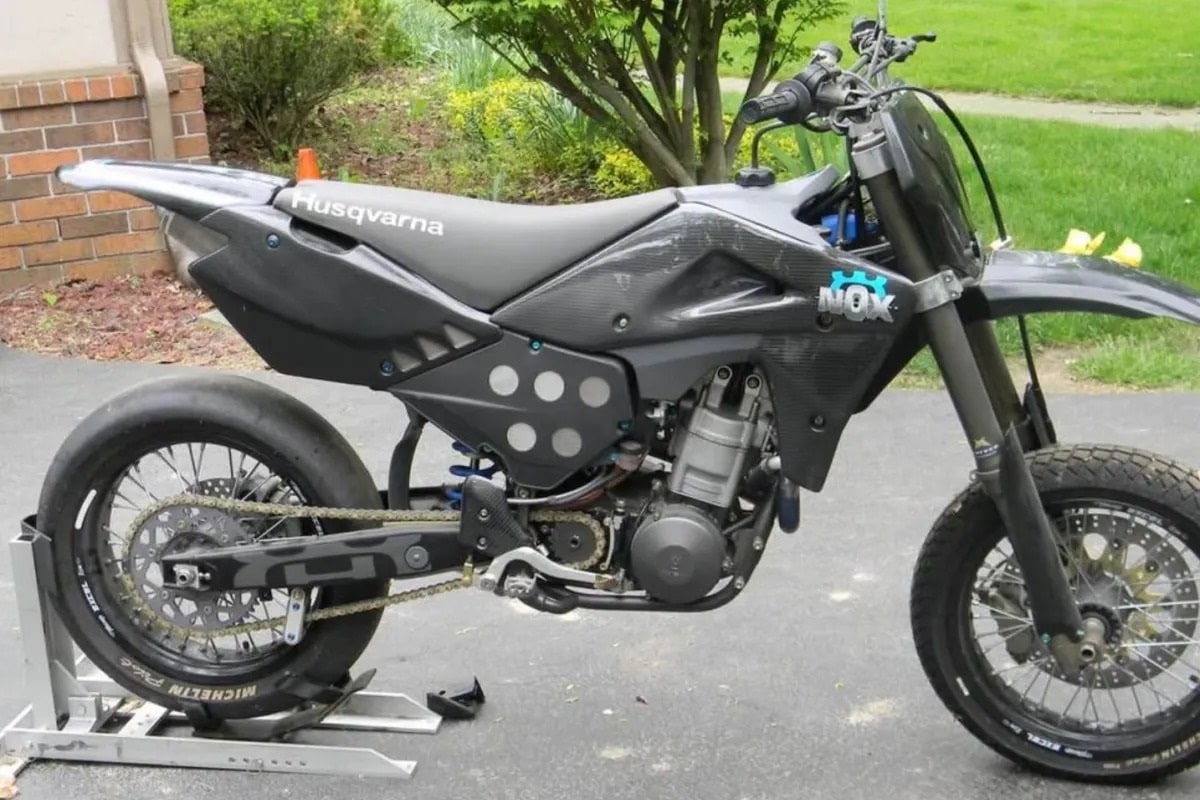Motos de ensueño a la venta: Husqvarna NOX 2002