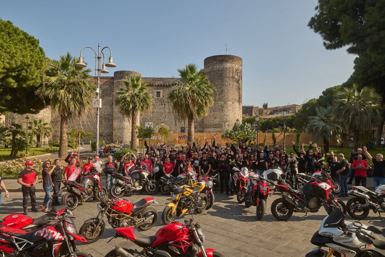 World President Tour & Meeting 2025: 70 presidentes de Ducati Official Clubs se reunieron en Sicilia para celebrar su evento anual