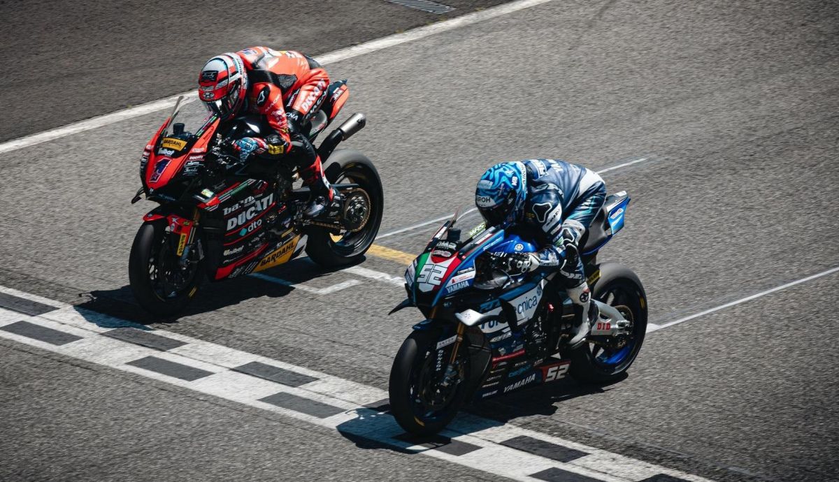 Alessandro Delbianco y Michele Pirro ganan en SBK y Beñat Fernández triunfa en el CIV
