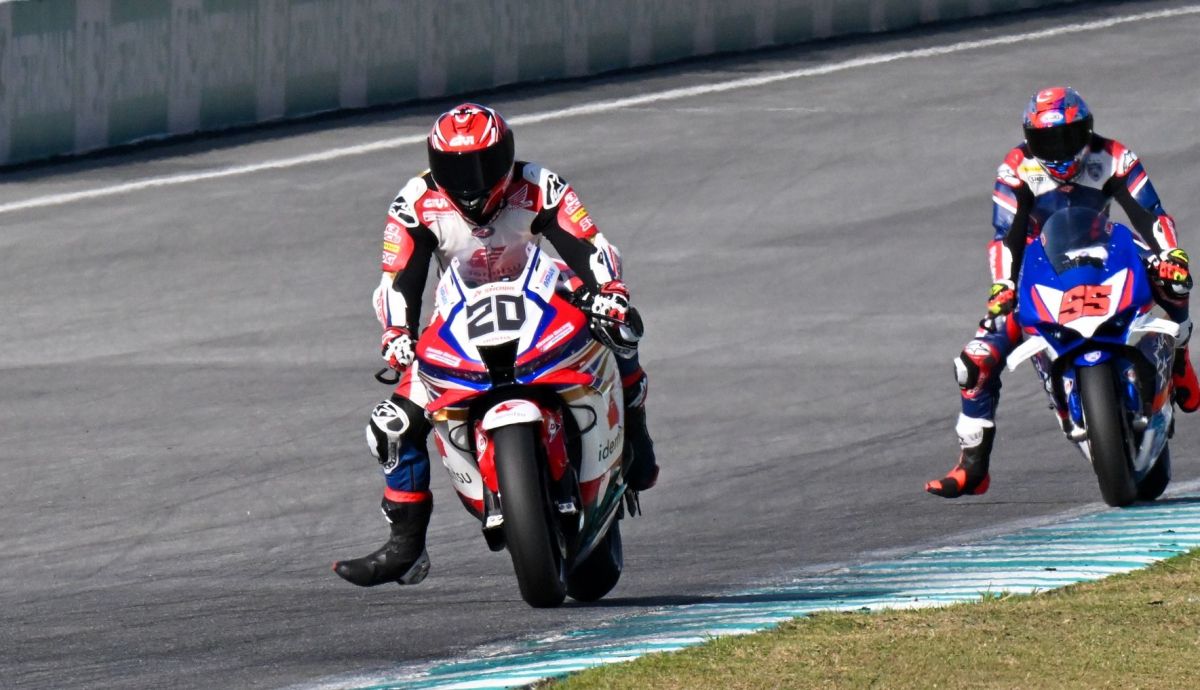 Azroy Anuar se aúpa al liderato del Asia SBK con un fantástico doblete en Sepang