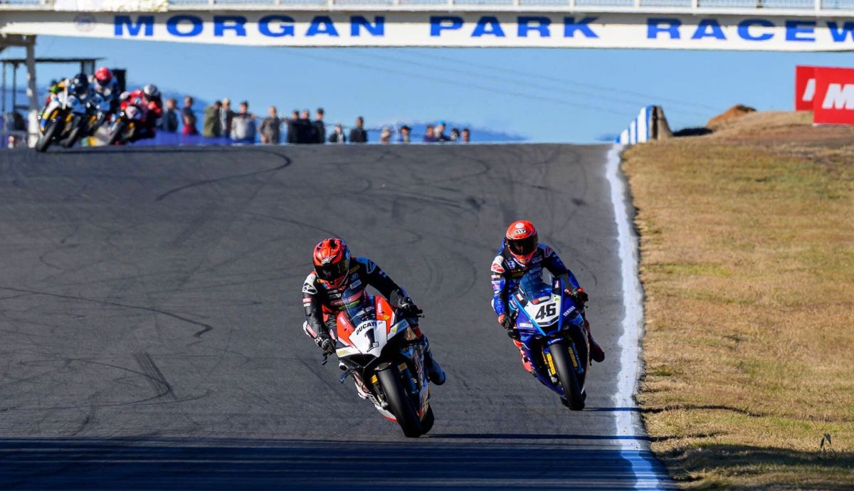 Josh Waters gana y es más líder del ASBK y Jones se desquita