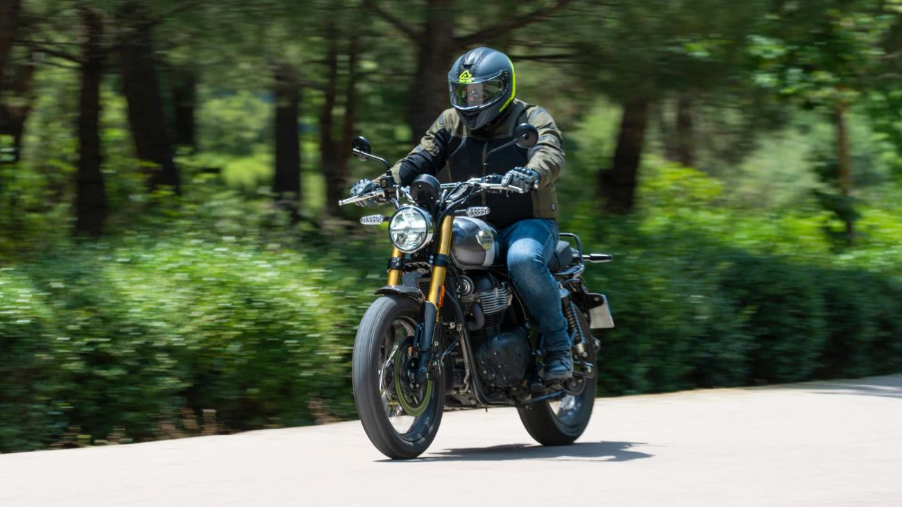 Royal Enfield Bear 650, una bicilíndrica moderna de aspecto clásico