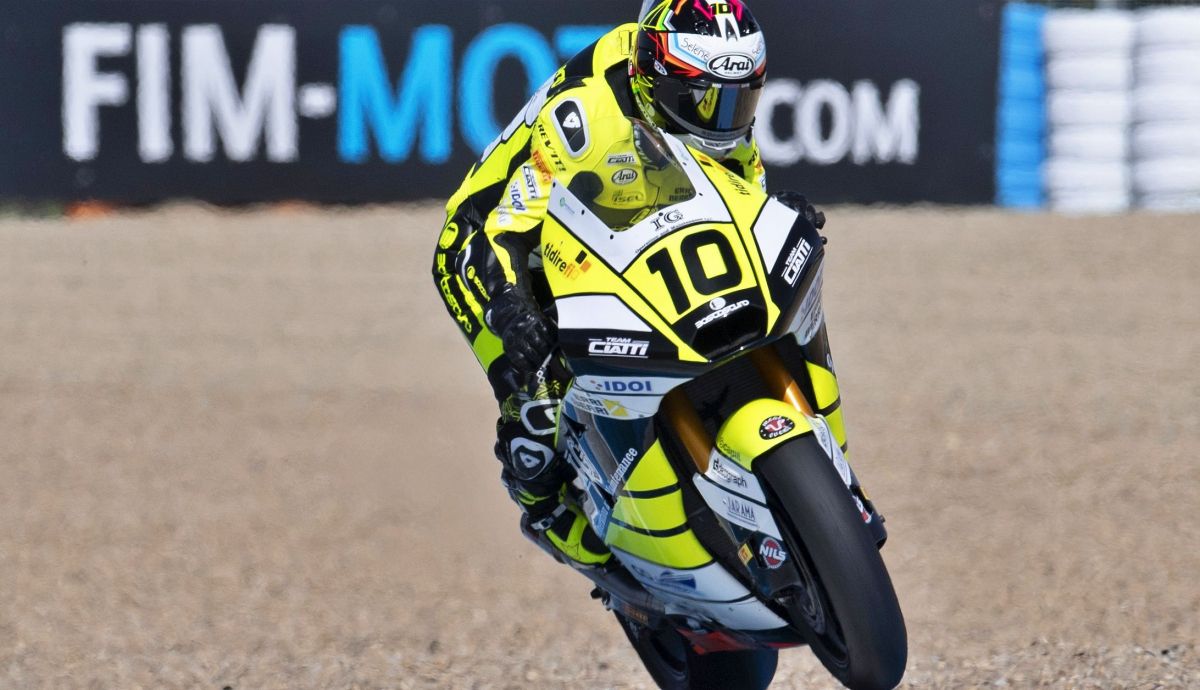 Unai Orradre vence a Eric Fernández en Moto2 y Roberto García se despide con podio