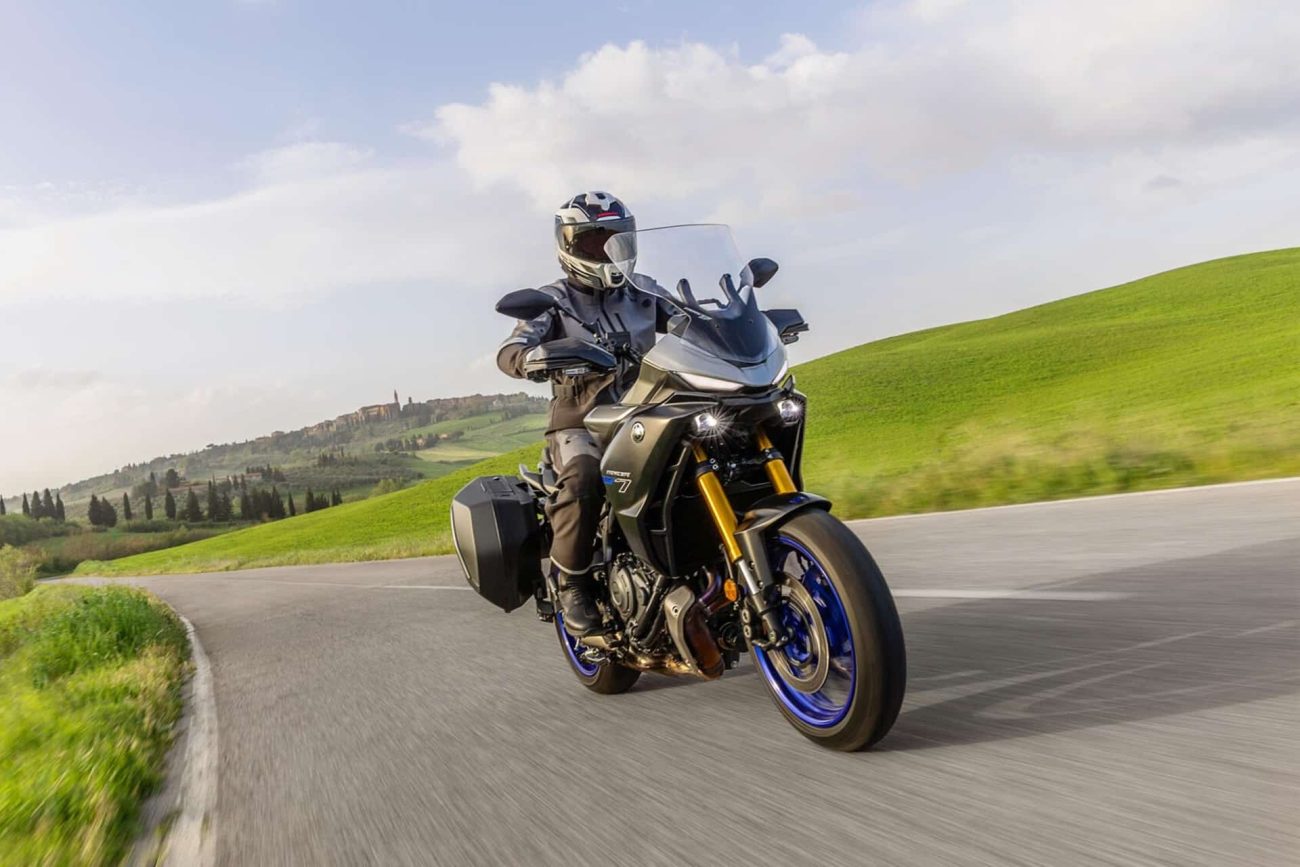 Yamaha homologa una variante Y-AMT para su futura Tracer 7 2026