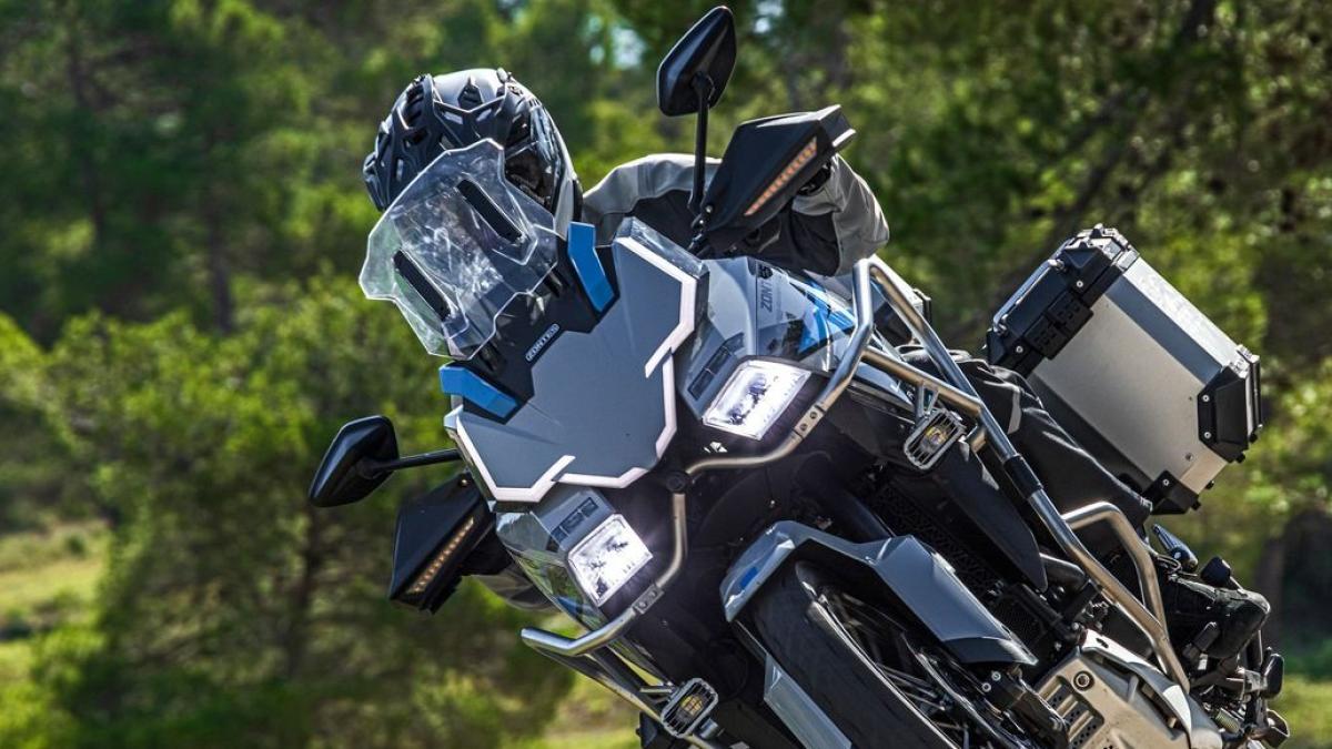 la electrónica de la trail Zontes 703F puede detectar los radares de la DGT, el último bulo