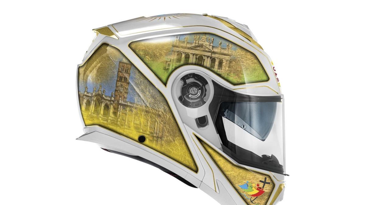 Givi entrega una pieza única en conmemoración del Jubileo de los motoristas en 2025