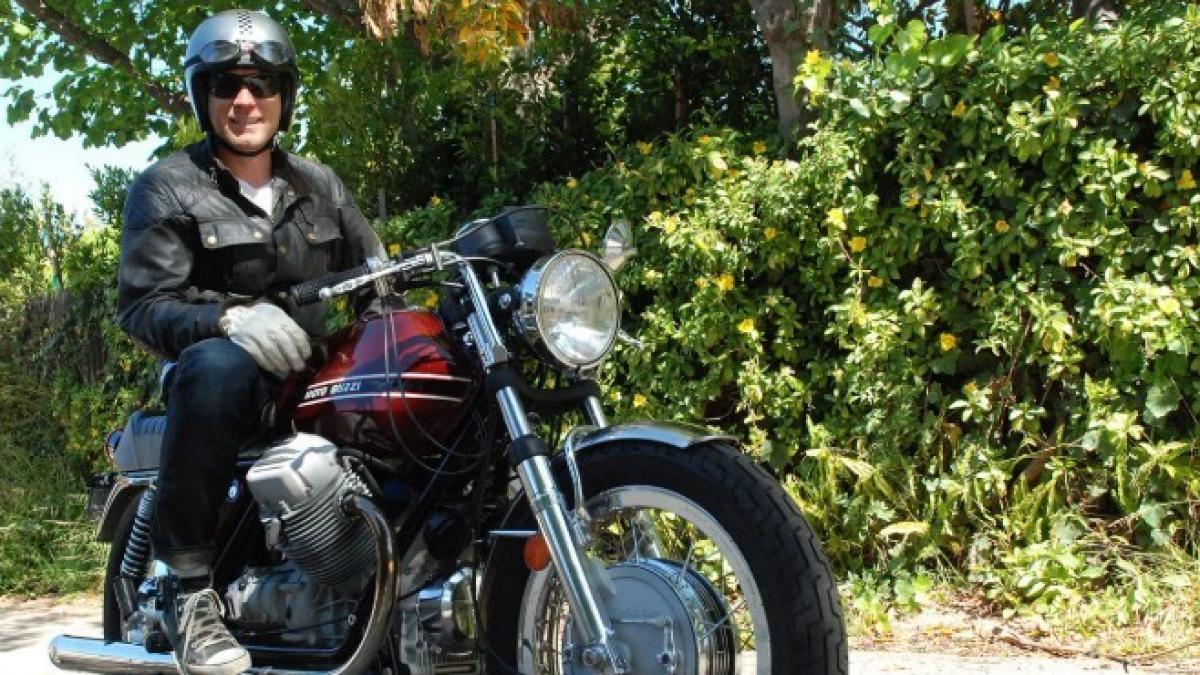 Ahora puedes comprar una fantástica y clásica Moto Guzzi de Ewan McGregor y totalmente restaurada