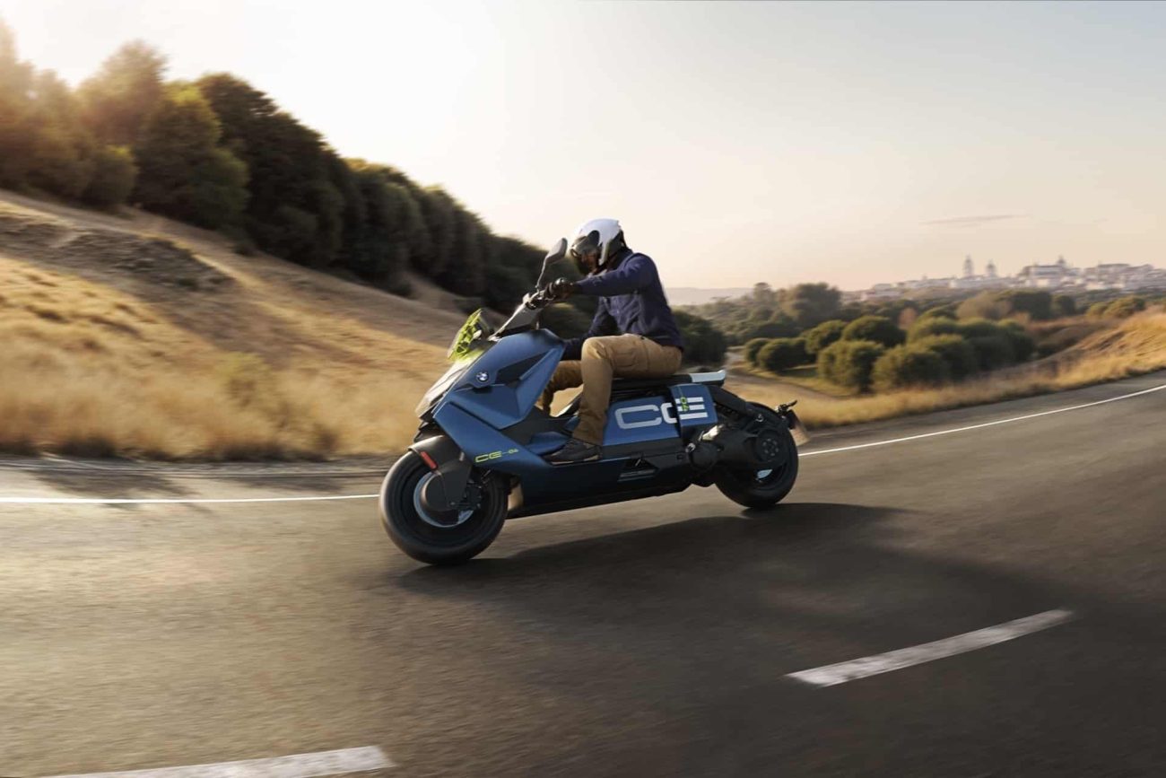 BMW CE 04 2026: El rey de los “Maxi-EV” se prepara para una nueva temporada