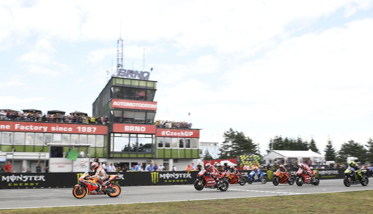 MotoGP 2025 aterriza en Brno, ¿cómo puedes ver la carrera?
