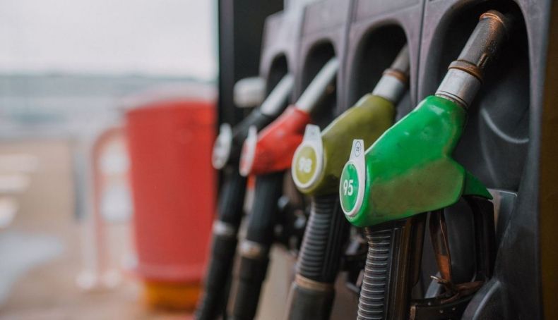 Dónde encontrar hoy el combustible más barato en España