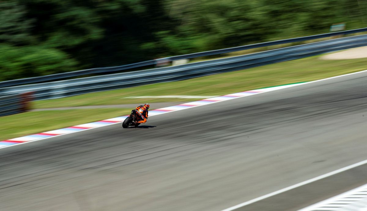 Horario MotoGP hoy ver carreras Brno Chequia 2025