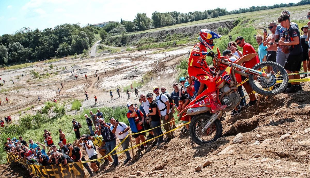 ISDE ITALIA 2025. Segundo día. Josep García sigue volando...