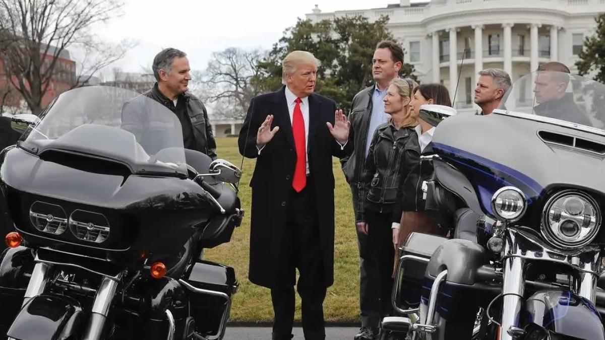 Las fábricas de motos europeas califican de insostenibles los aranceles de Donald Trump