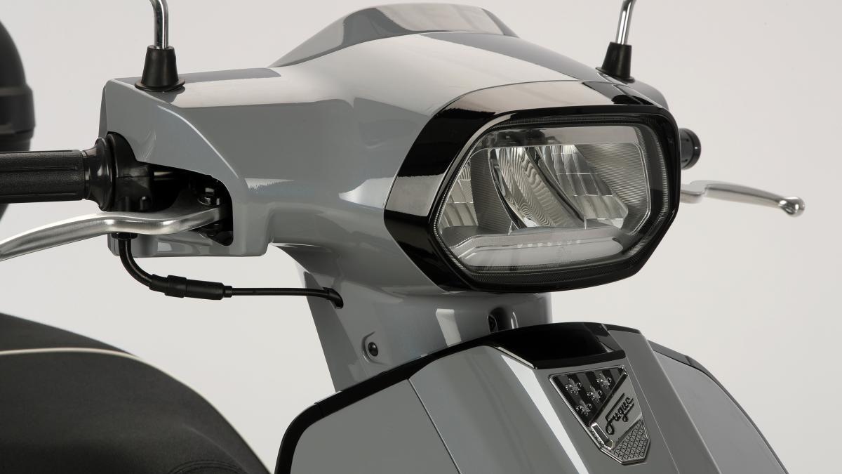 Ya está aquí el nuevo scooter retro para el carnet de coche de diseño muy atractivo y de precio chollo, el SYM Fugue 125