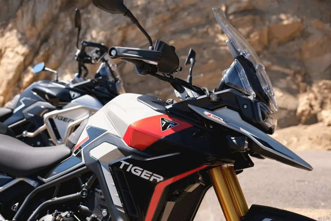 Triumph confirma el regreso de sus ediciones Alpine y Desert en su Tiger 900 2026