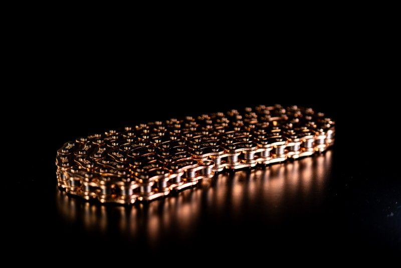 EK Chain lanza la ZVX3, la cadena más resistente para motos deportivas de gran cilindrada