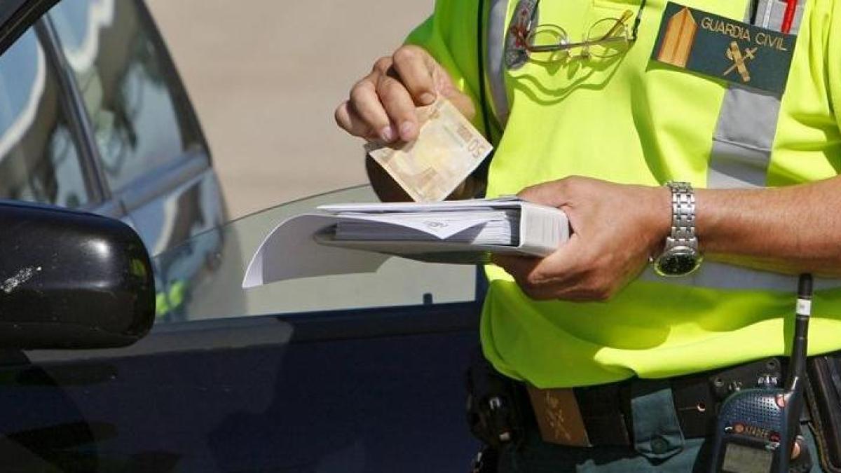 la nueva señal de la DGT desata quejas por miedo a sanciones y accidentes