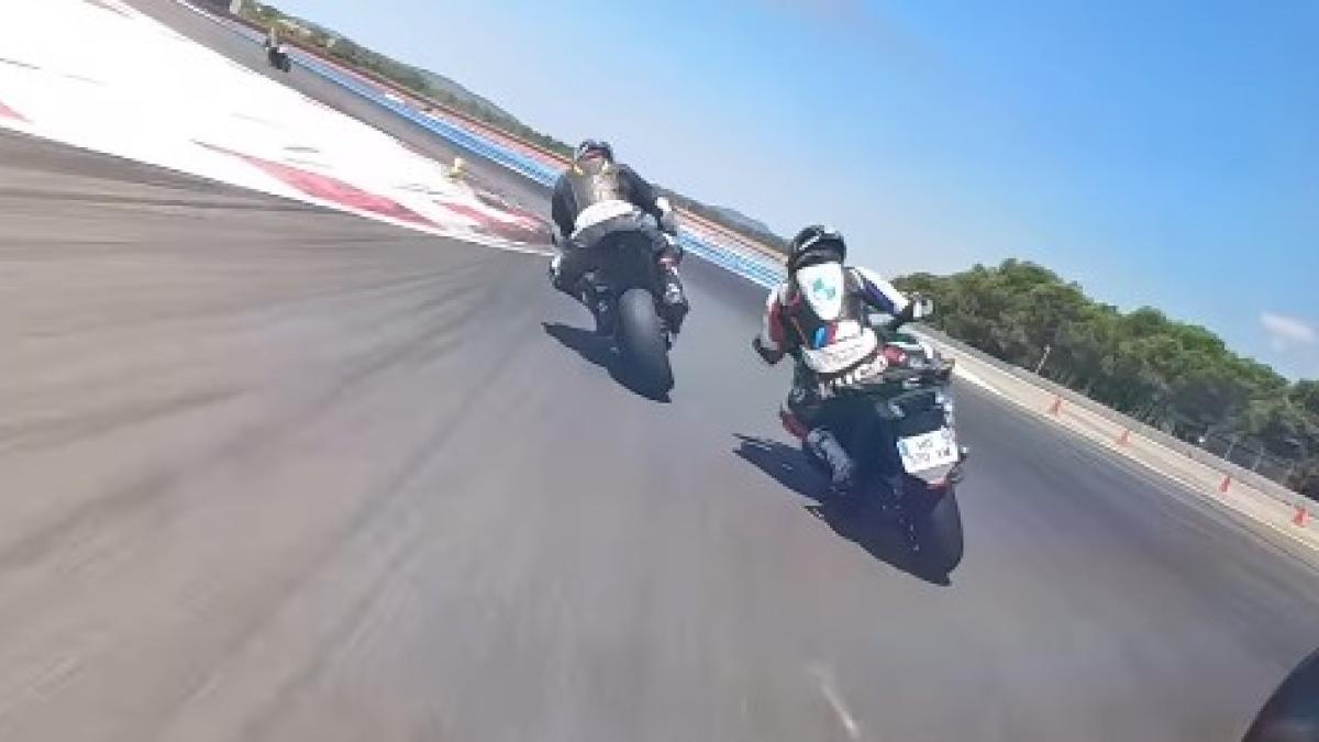 Una rutera y una maxitrail de BMW ponen en evidencia a las deportivas en circuito