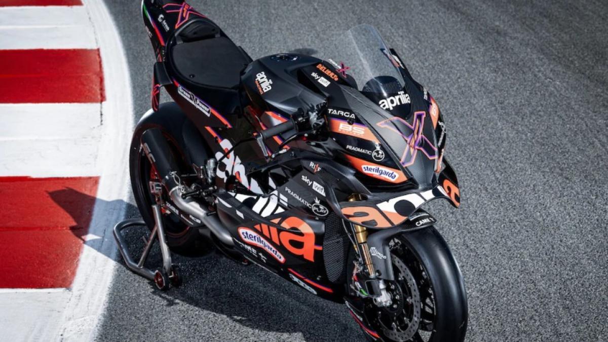 La réplica de la Aprilia de MotoGP existe y es tan bestia como la moto de Jorge Martín, la RSV4 X-GP