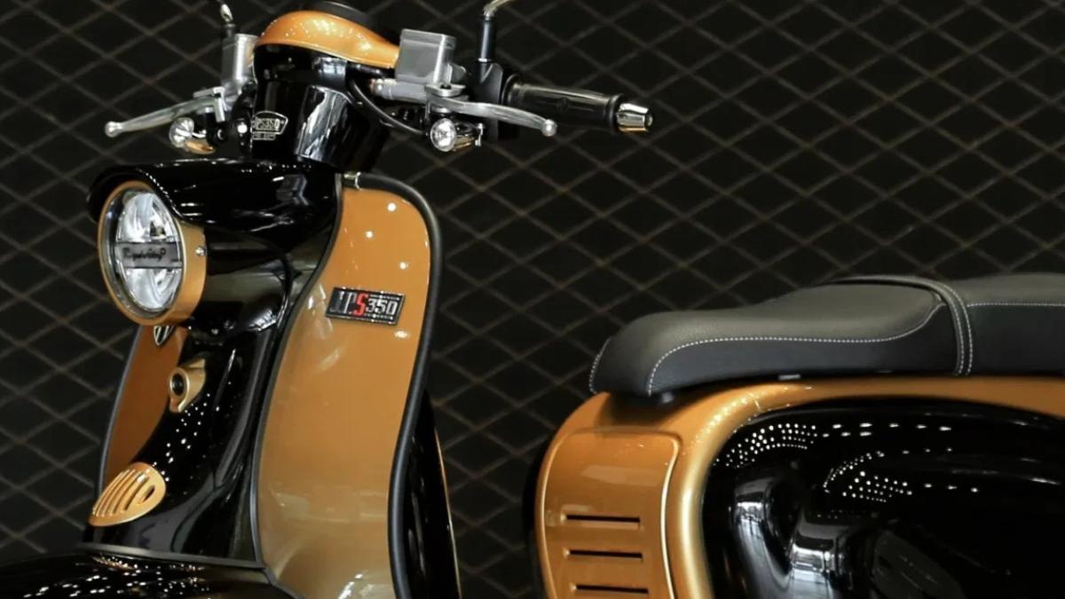 Los tailandeses se vuelven locos con este nuevo scooter ultra retro para el carnet A2, pero la polémica está servida