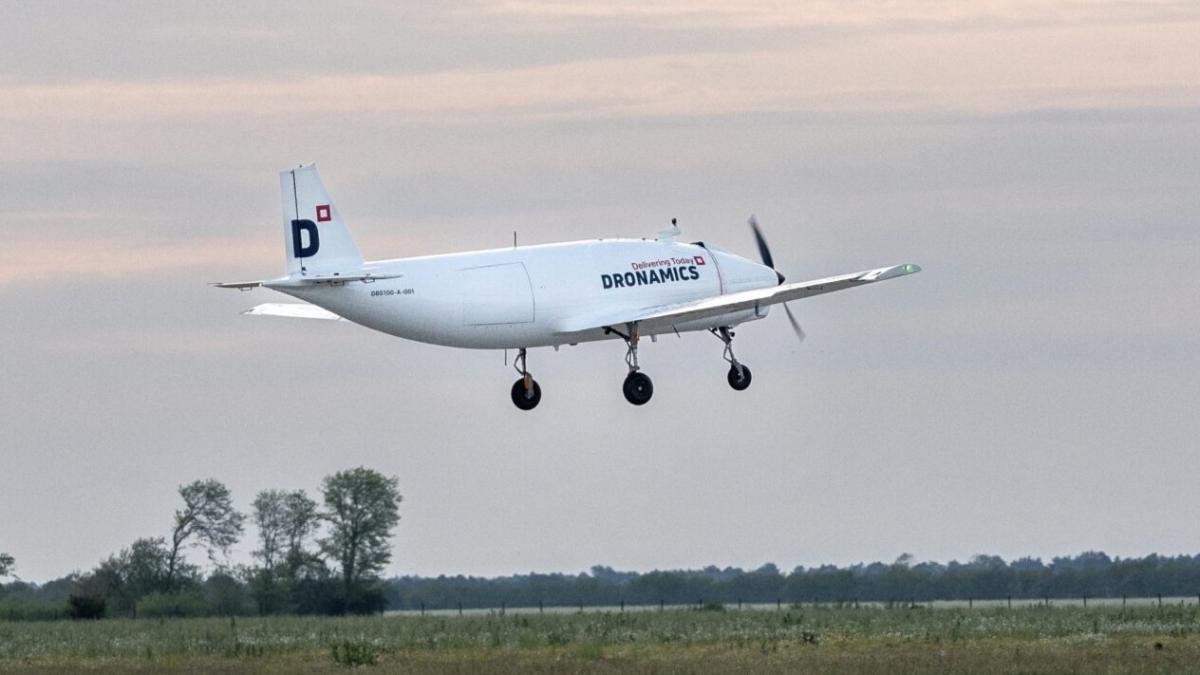 Kawasaki levanta el vuelo... pero de manera literal