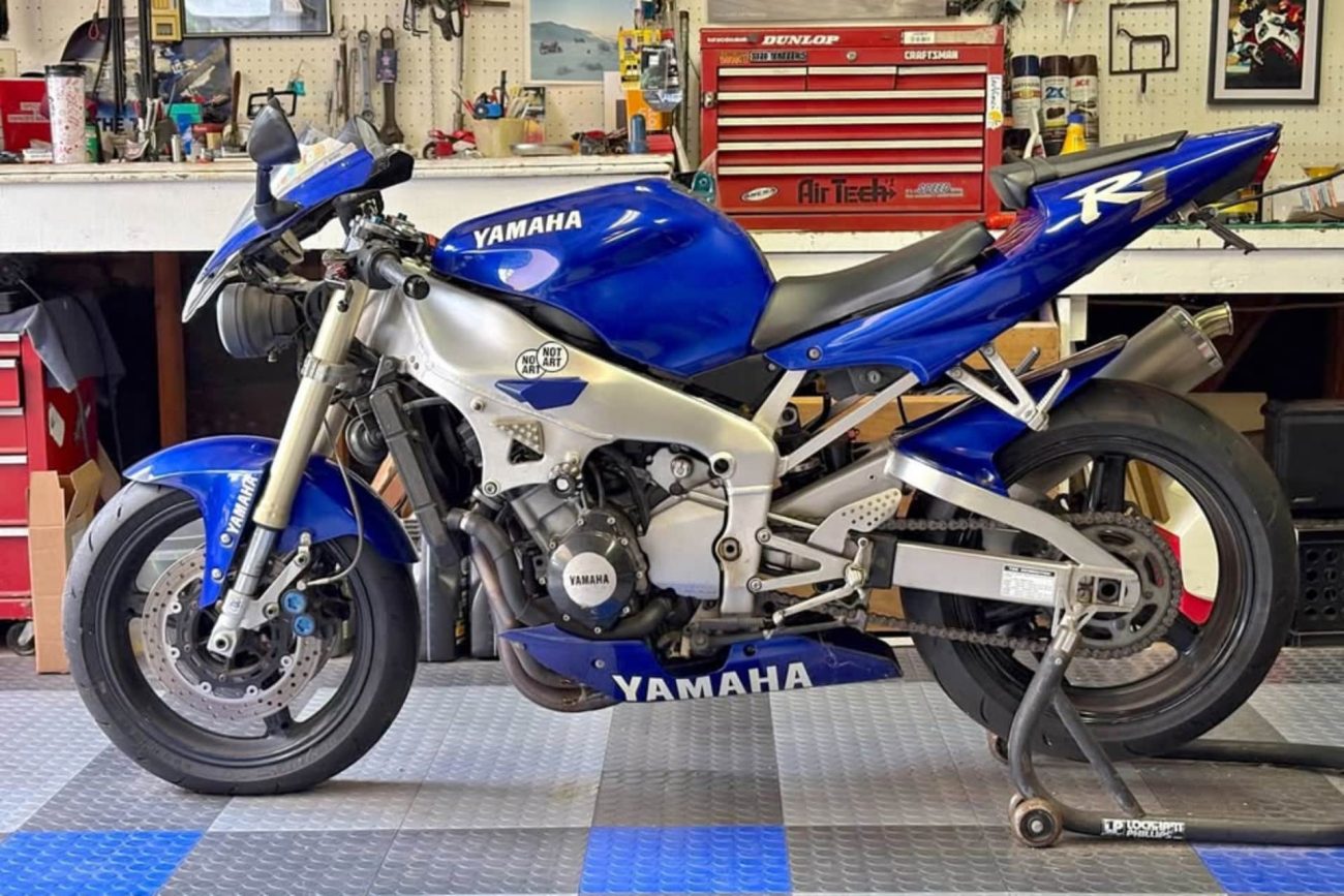 Yamaha R1 Custom 2000