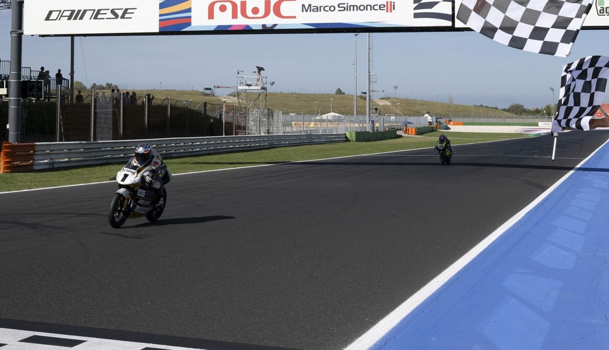 Carlos Cano consigue un doblete y se engancha a la ETC