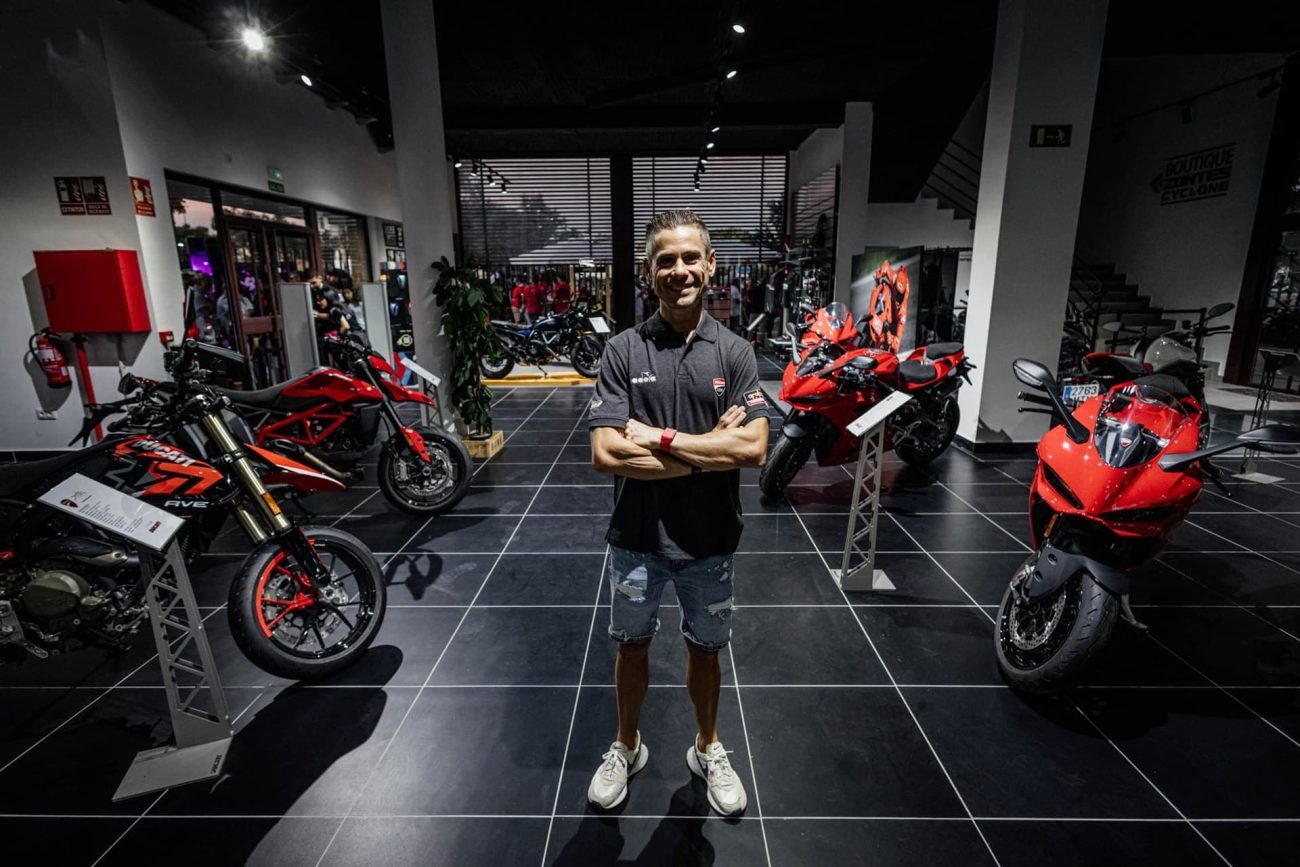 Ducati, con la asistencia de Álvaro Bautista, inaugura Mercabox Motor, su nuevo concesionario oficial en Jerez